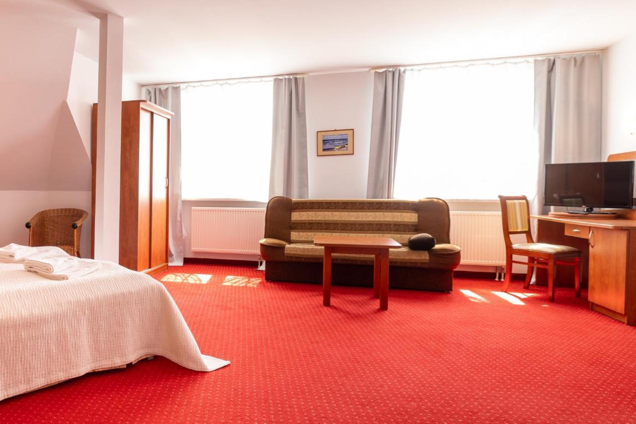 Baltyk Resort เรวัล ภายนอก รูปภาพ