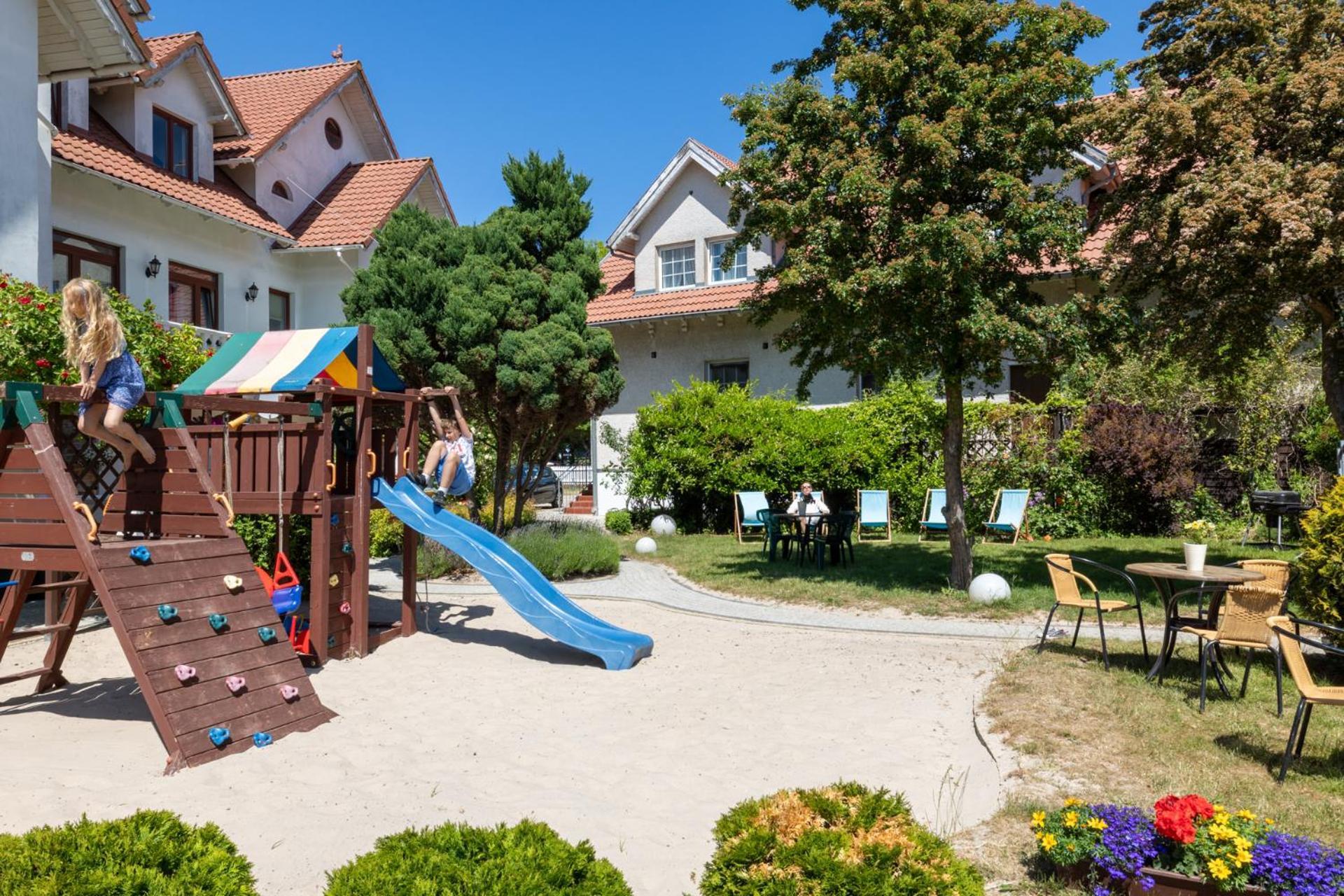 Baltyk Resort เรวัล ภายนอก รูปภาพ